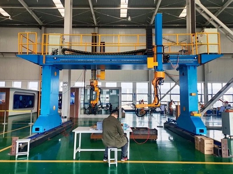 装载机:轻松应对大型施工挑战的得力助手